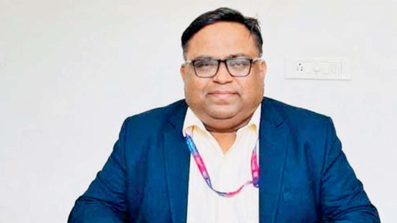 ડૉ. વિજય મહીડા