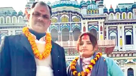 સ્કૂલના ૬૦ વર્ષના સંચાલક-કમ-પ્રિન્સિપાલ અને ૨૮ વર્ષની યુવતીએ નેપાલમાં લગ્ન કરી લીધાં