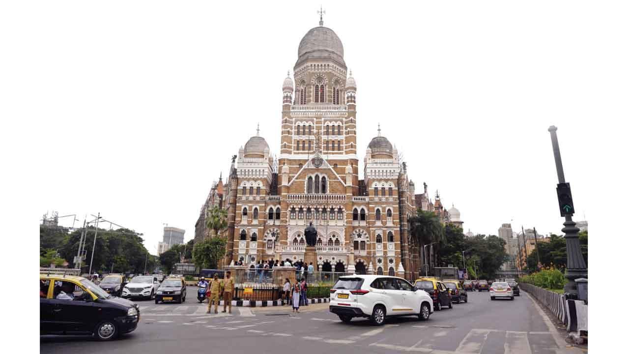 મુંબઈના મેયરને પદ સાથે થોડા અધિકાર પણ આપોને