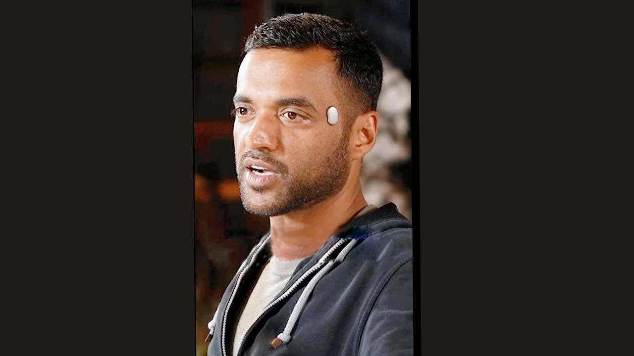 ઝોમાટોના ફાઉન્ડરે પહેરલા ટેમ્પલ ડિવાઇસને અમીરોનું રમકડું કહે AIIMS ડૉક્ટર્સ