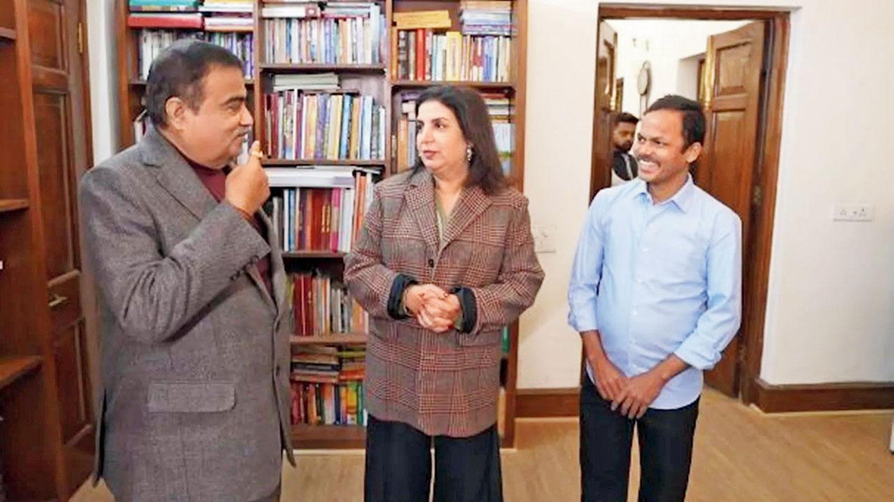 સાહેબ, મારા ગામમાં એક રોડ બનાવી આપોને