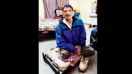 ઇન્દોરના સરાફા બઝારનાે શારીરિક રીતે અક્ષમ કરોડપતિ ભિખારી માંગીલાલ