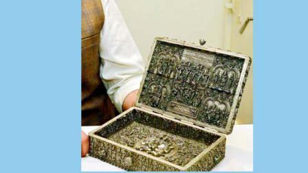 જોઈ લો કંકોતરી