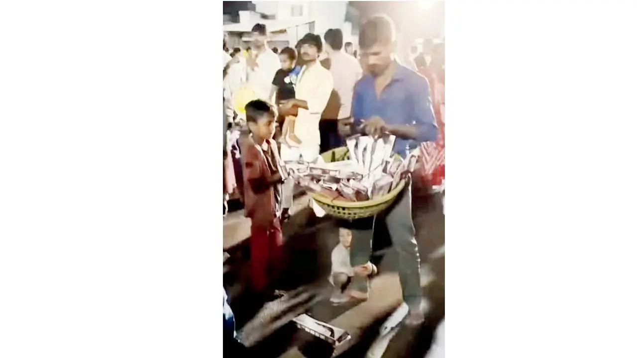 વાઇરલ વિડીયોમાંથી સ્ક્રીનશૉટ