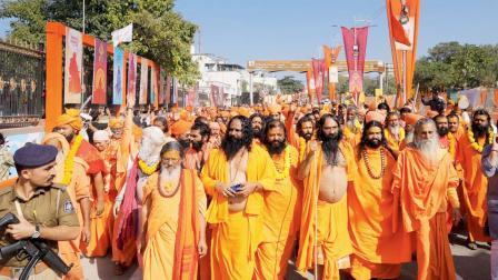 સોમનાથમાં સાધુસંતો અને સાધ્વીજીઓની પદયાત્રા યોજાઈ હતી