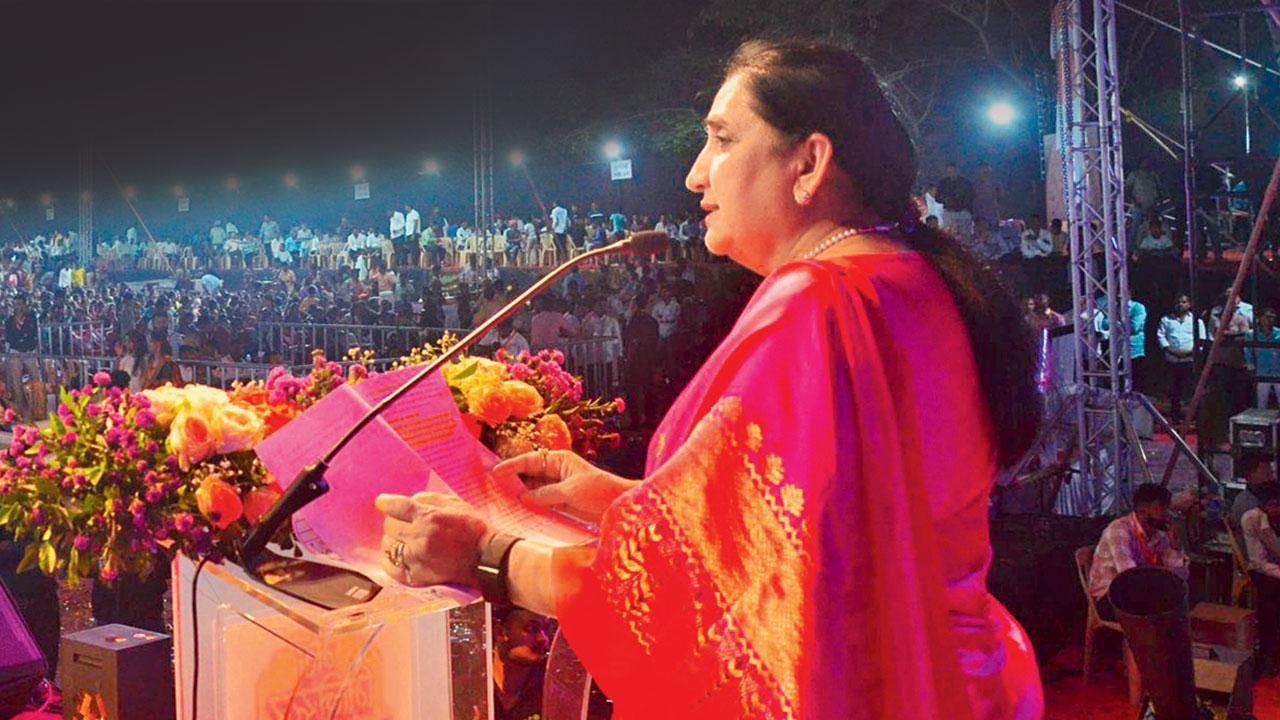 ઍક્સિડેન્ટલ ડેપ્યુટી ચીફ મિનિસ્ટર - સુનેત્રા પવાર