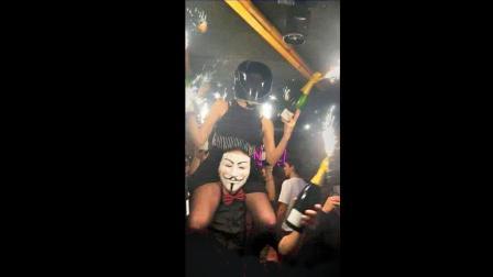 ફ્રાન્સના મીડિયાએ બહાર પાડેલી આ તસવીરમાં છુપાયું છે આગનું કારણ