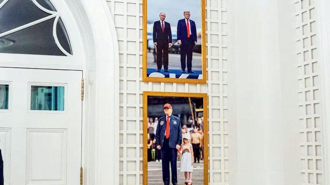 વાઇટ હાઉસમાં પુતિન સાથેનો ટ્રમ્પનો ફોટો