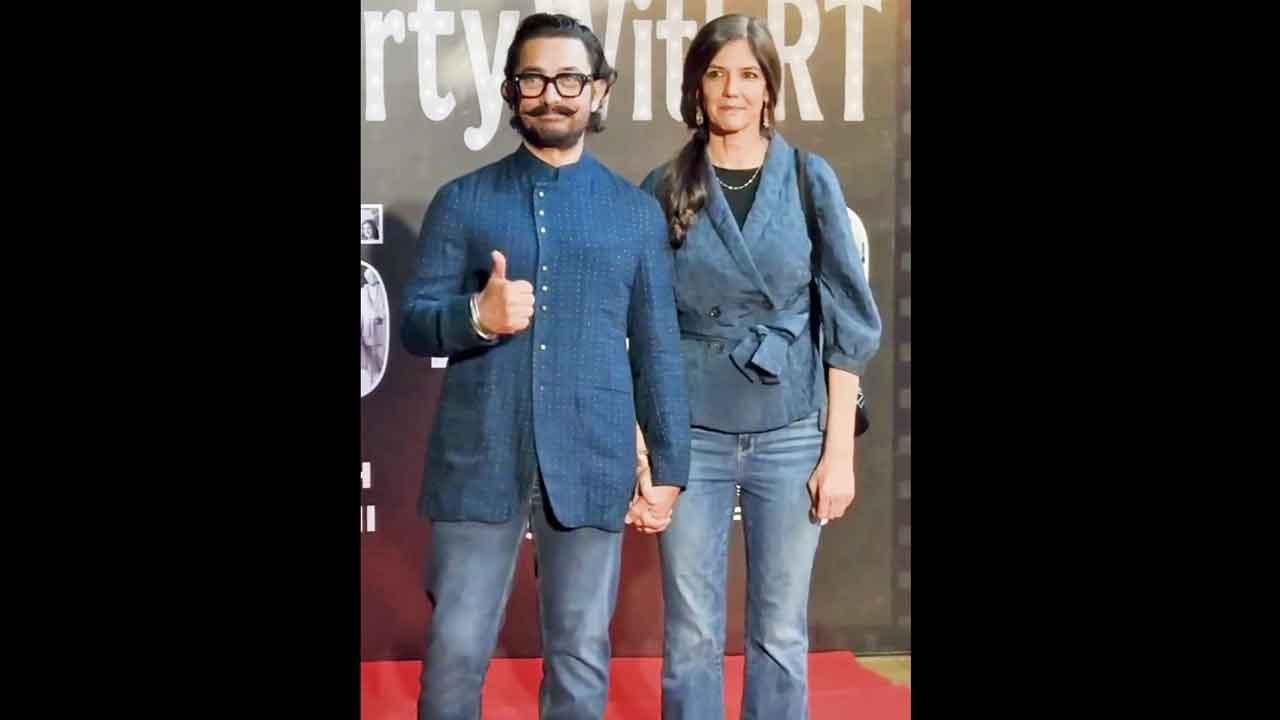 ગર્લફ્રેન્ડ ગૌરી સ્પ્રૅટ સાથે મૅચિંગ કરીને બર્થ-ડે પાર્ટીમાં પહોંચ્યો આમિર ખાન