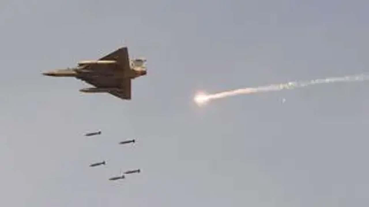 પ્રતીકાત્મક તસવીર