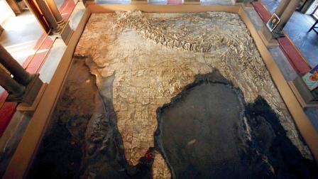 હર હિન્દુસ્તાની કે દિલ કા જઝ્‍બા કહ રહા હૈ, ભારતમાતા કી જય... જય... જય...