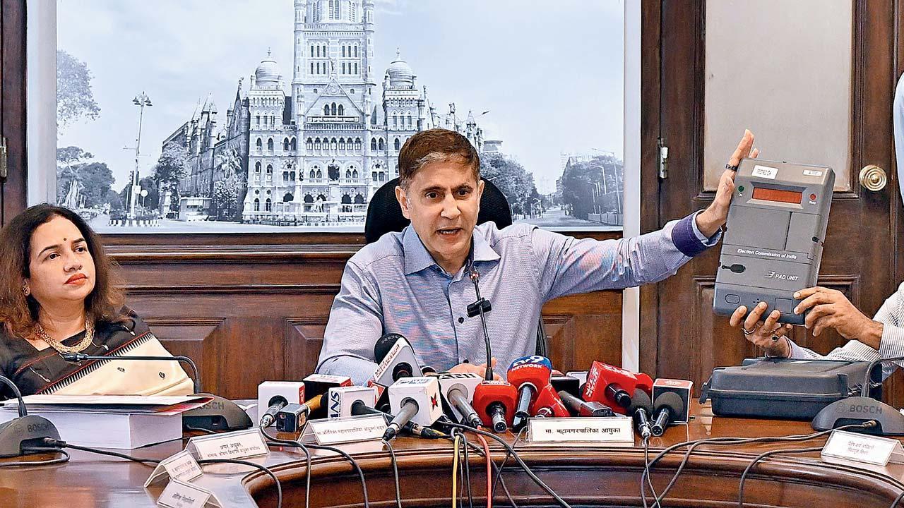 BMCના કમિશનર ભૂષણ ગગરાણીએ PADU વિશે પ્રેસ-કૉન્ફરન્સમાં માહિતી આપી હતી. 