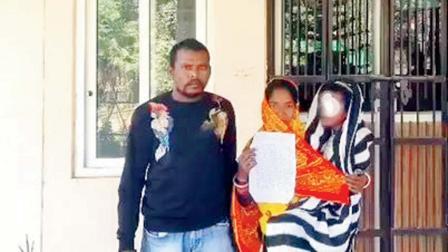 ઑડિશાના બલાંગીર જિલ્લાના શગડઘાટ ગામમાં ચિપ્સના પૅકેટની સાથે આવતા ફ્રી રમકડાએ ૮ વર્ષના બાળકની આંખ ખરાબ કરી નાખી હતી