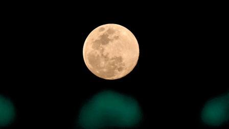 ગઈ કાલનો સુપરમૂન