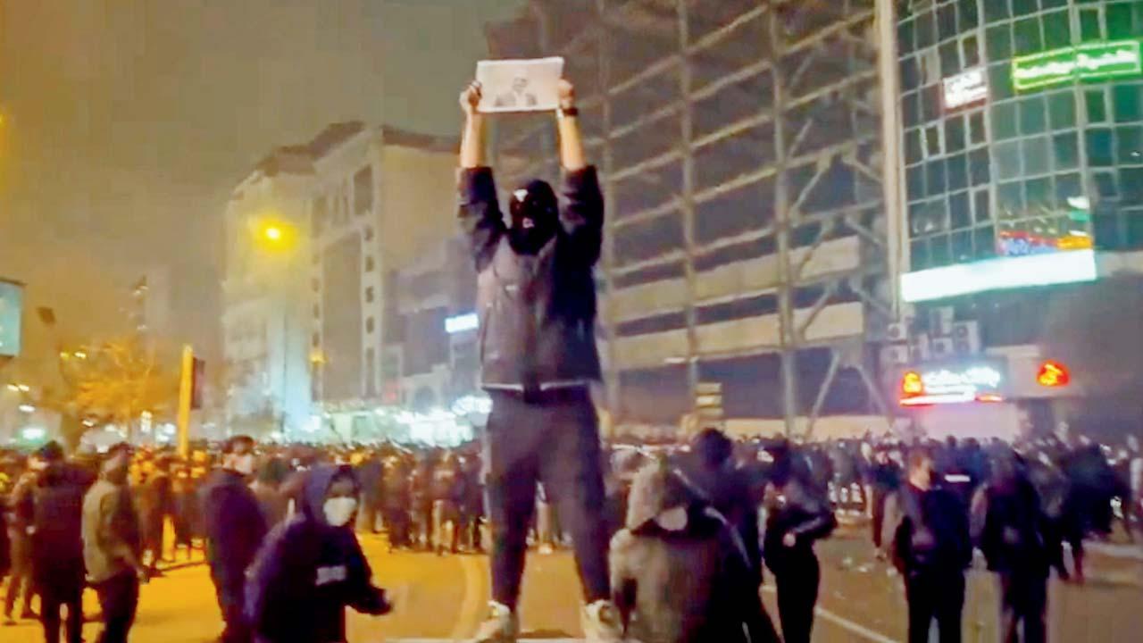 પ્રદર્શનકારી