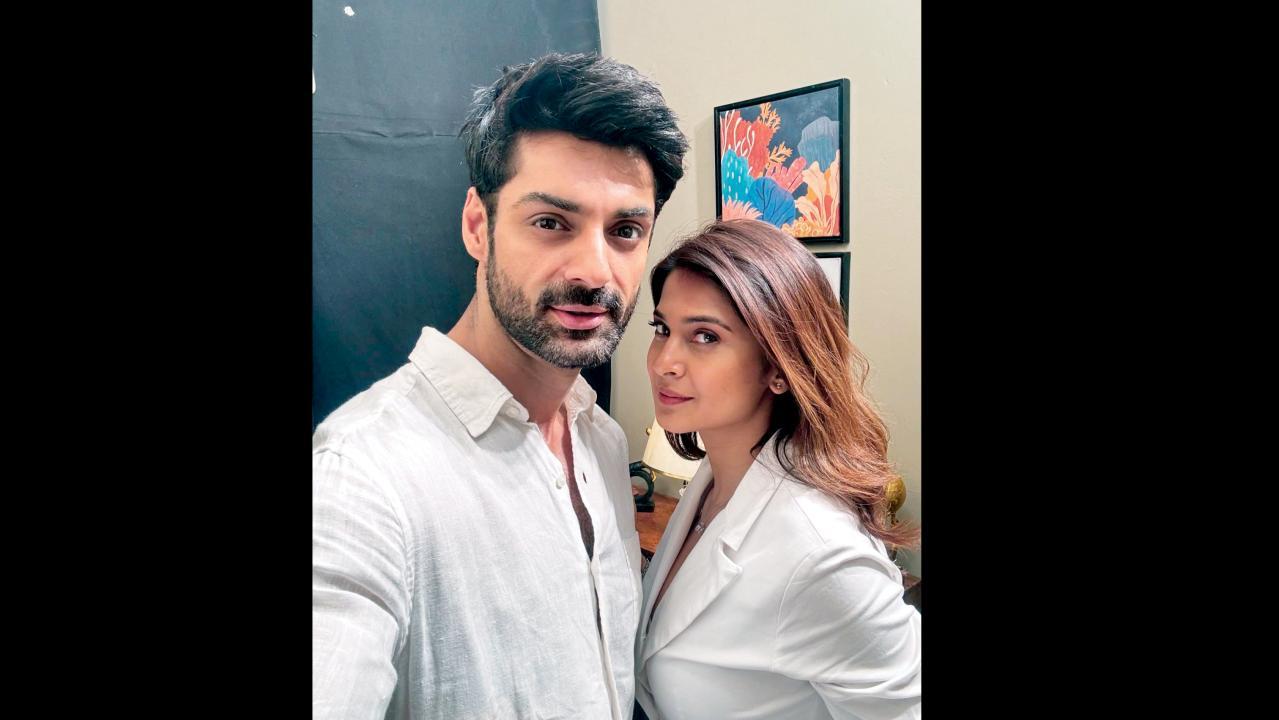 જેનિફર વિન્ગેટ અને કરણ વાહી