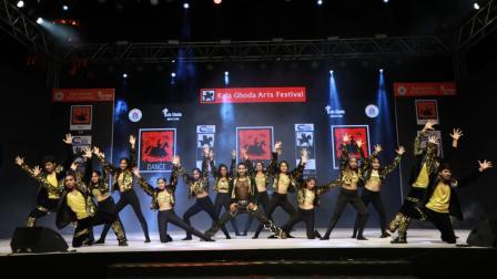 આ વર્ષની થીમ દ્રષ્ટિ, નવીનતા અને સાંસ્કૃતિક નેતૃત્વની ભાવનાને પ્રતિબિંબિત કરે છે, જે વર્તમાનથી આગળ જોવાની અને ભવિષ્યનું ચિત્ર બનાવવાની ક્ષમતાને દર્શાવે છે.