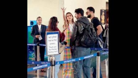 બૉયફ્રેન્ડ સાથે તેનો વિડિયો લેતા ફોટોગ્રાફર પર ભડકી ક્રિતી સૅનન