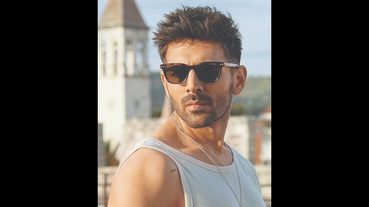 કાર્તિક આર્યન