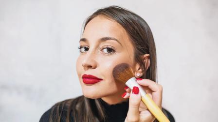 પ્રતીકાત્મક તસવીર