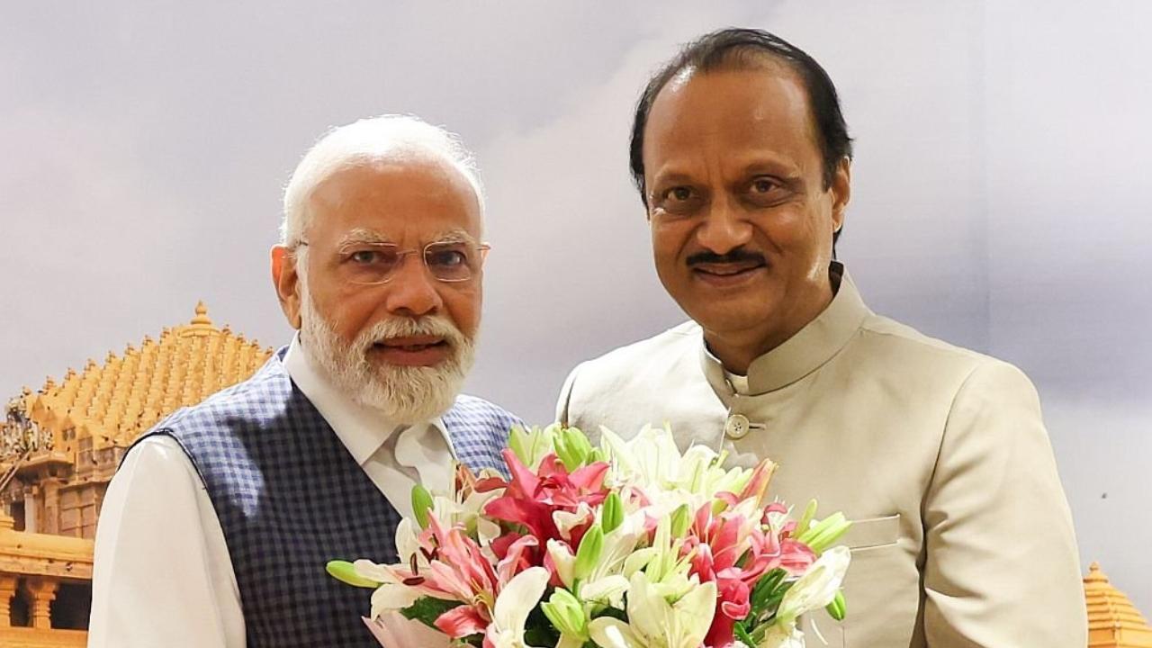 પીએમ નરેન્દ્ર મોદીએ અજિત પવાર સાથેની જુની તસવીરો સોશ્યલ મીડિયા પર પોસ્ટ કરી છે