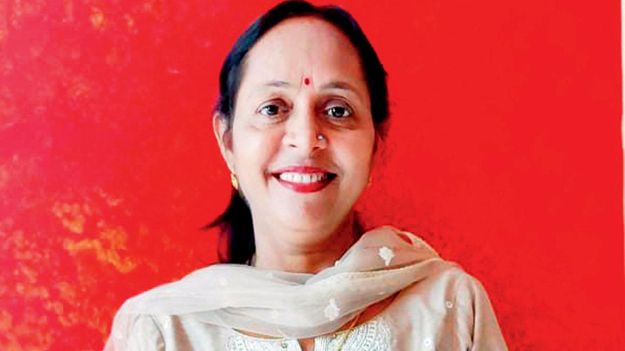 નીલા મહેર ઘાટકોપરની શ્રી વી. સી. ગુરુકુલ હાઈ સ્કૂલનાં સેવાનિવૃત્ત આચાર્યા છે