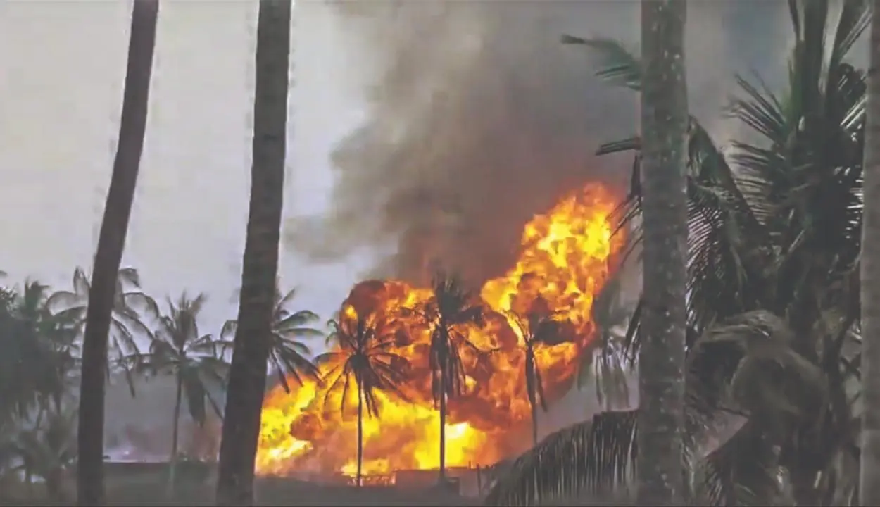 આંધ્ર પ્રદેશમાં ONGCના તેલના કૂવામાંથી ગૅસ લીક થયો, વિસ્ફોટ બાદ આગ ફાટી નીકળી