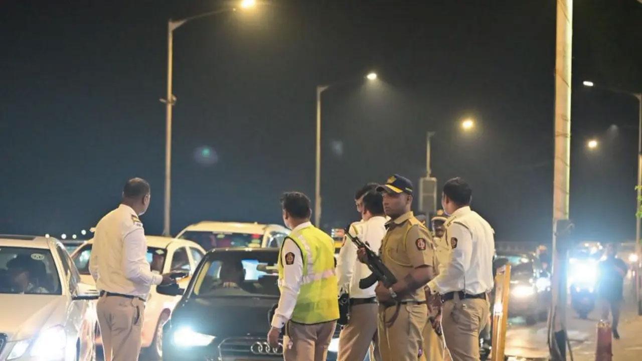 પ્રતીકાત્મક તસવીર