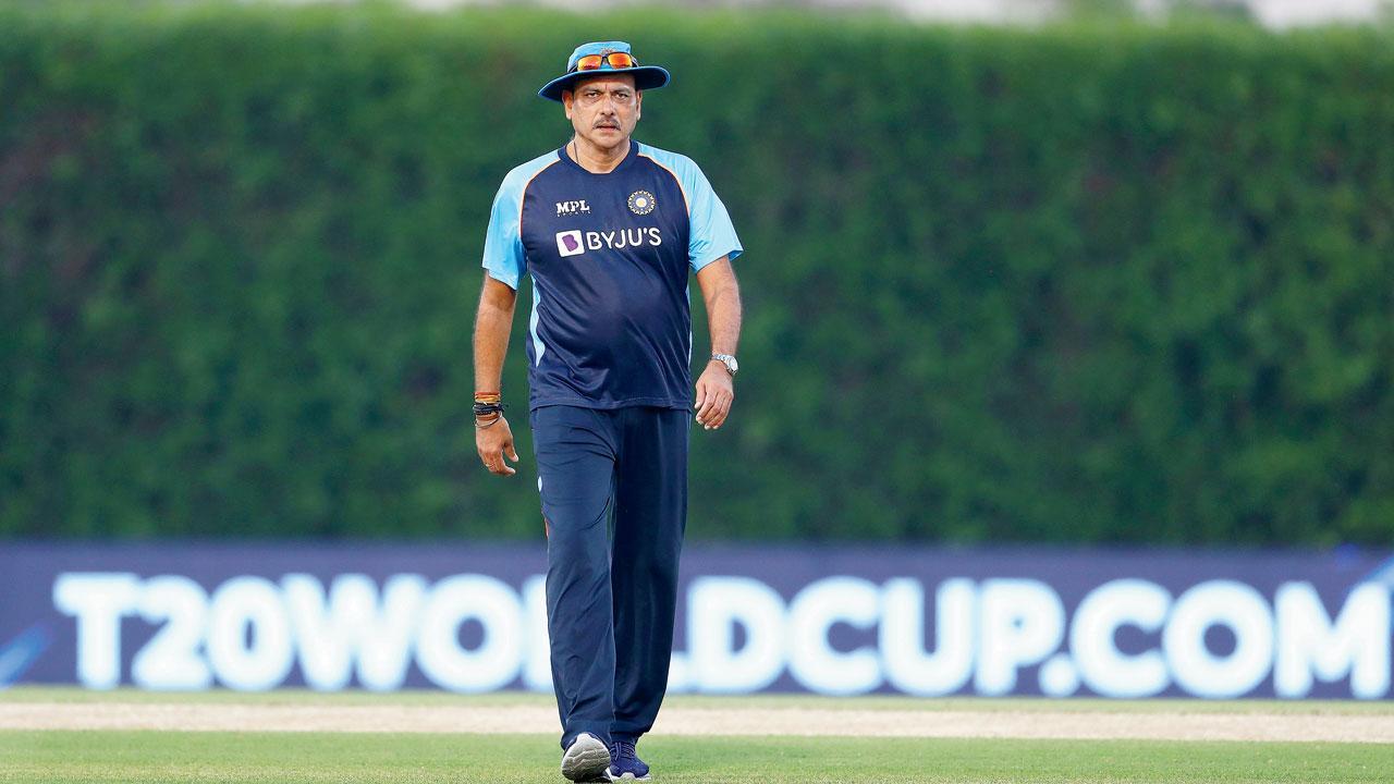 ટીમ ઇન્ડિયાના ભૂતપૂર્વ હેડ કોચ રવિ શાસ્ત્રી