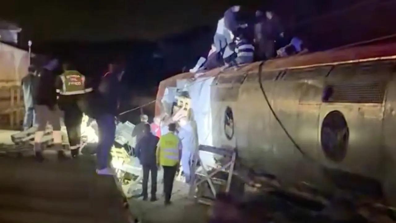 દક્ષિણ સ્પેનમાં મોટો અકસ્માત: બે હાઇસ્પીડ ટ્રેનોની ટક્કર; ૨૧ લોકોના મોત