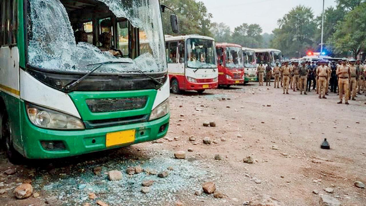 આ કેસમાં પોલીસે ૧૫ લોકોની ધરપકડ કરી છે