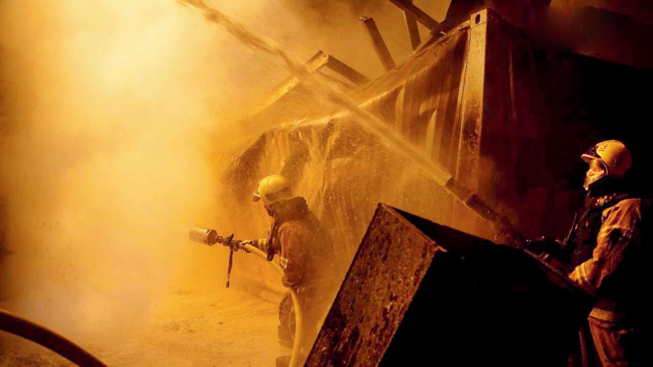  ૨૪ લોકોનાં મૃત્યુ થયાં હતાં અને ૫૦થી વધુ લોકો ઘાયલ થયા હતા