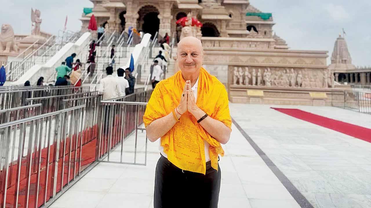 અનુપમ ખેર