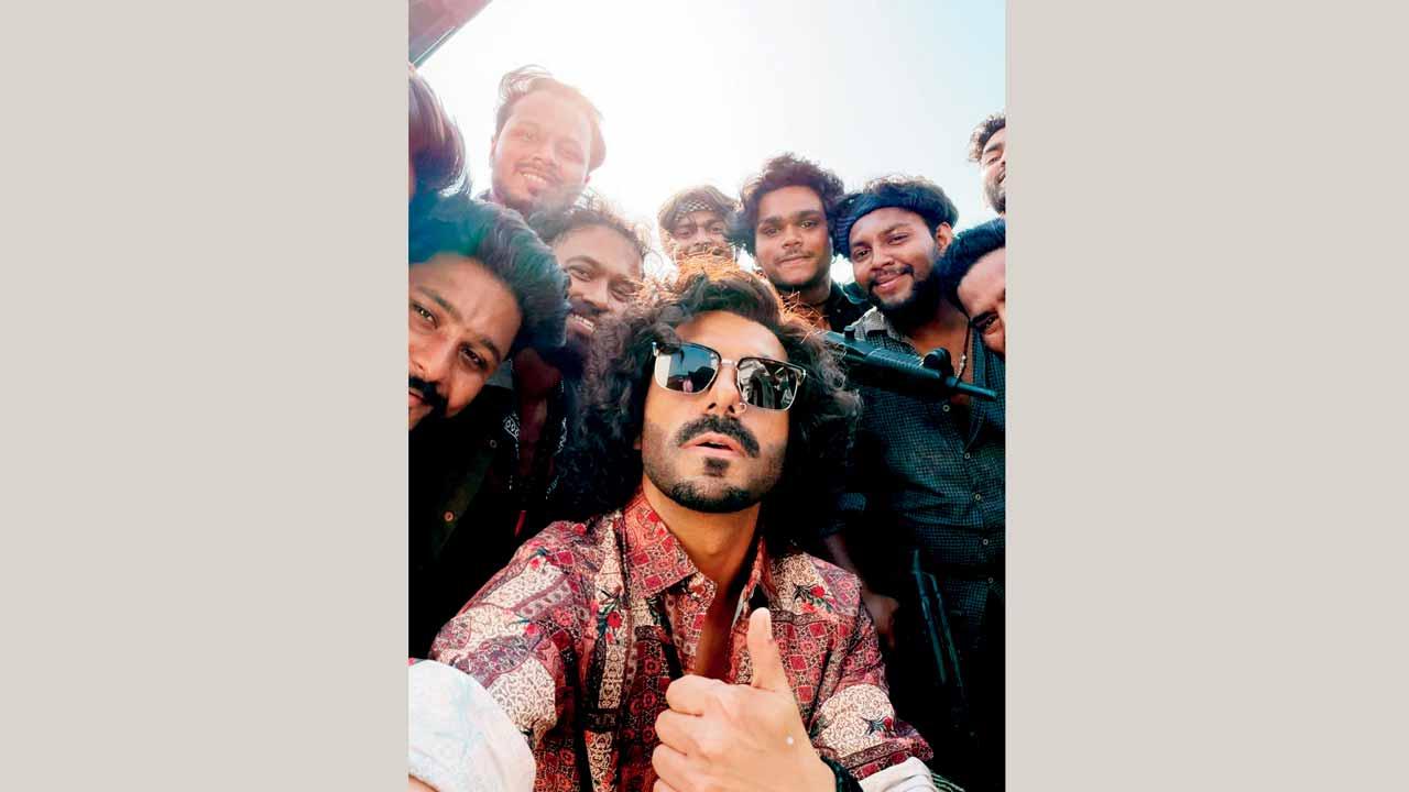 પૈચાન કૌન