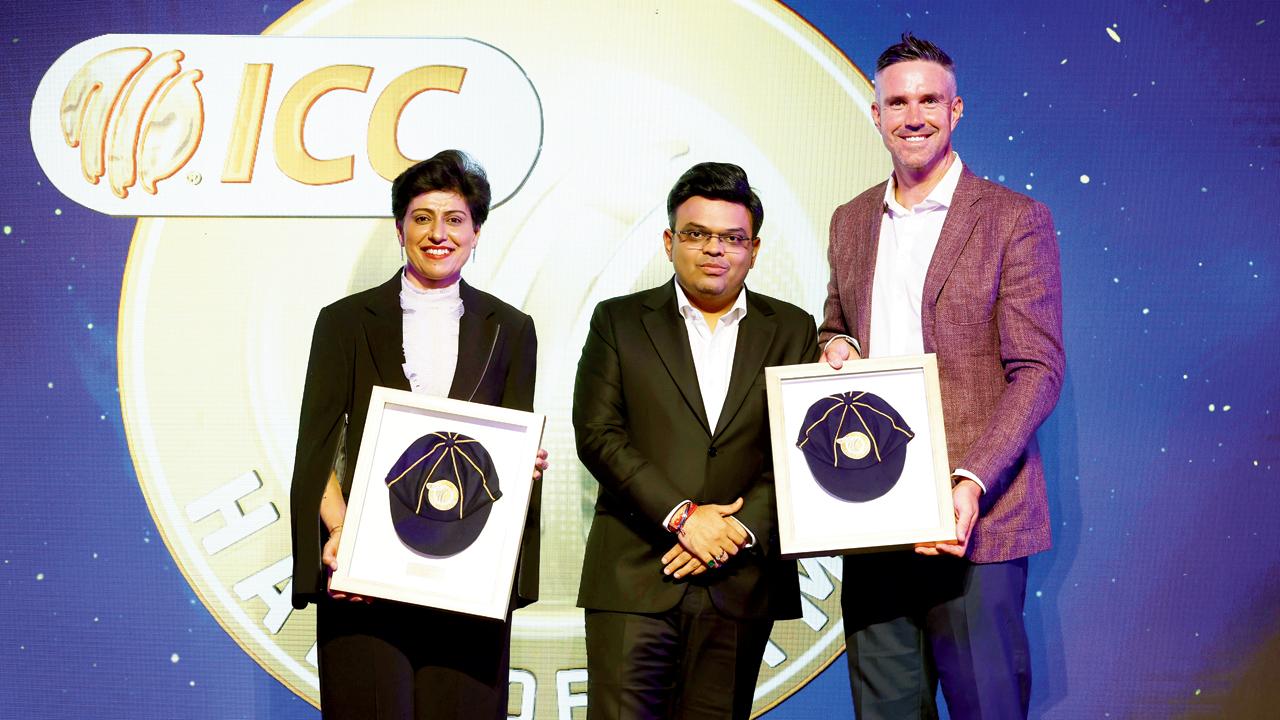 ICCના આ સન્માન સમારોહમાં ICC ચૅરમૅન જય શાહે અંજુમ ચોપડા અને કેવિન પીટરસનને ICC હૉલ ઑફ ફેમથી સન્માનિત કર્યા હતા