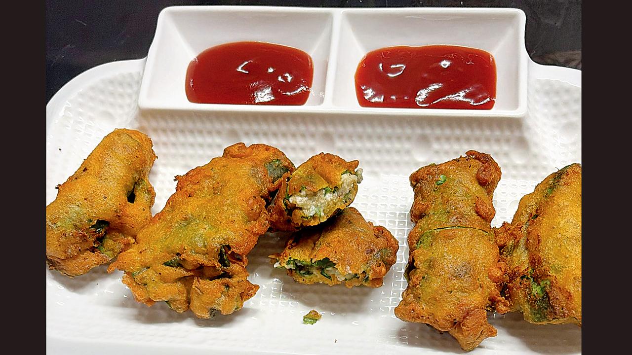 પાલક પનીર પકોડા