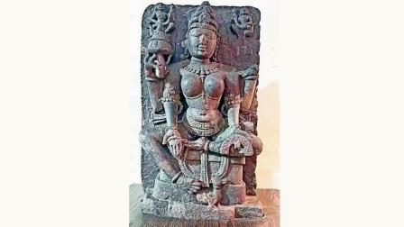 દેવીની મૂર્તિ