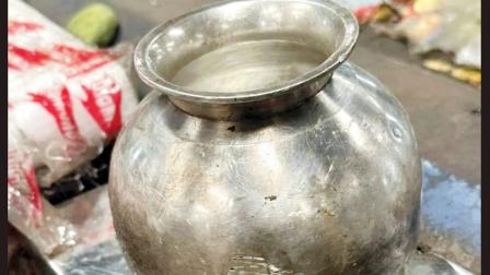 ચાંદીના કળશ