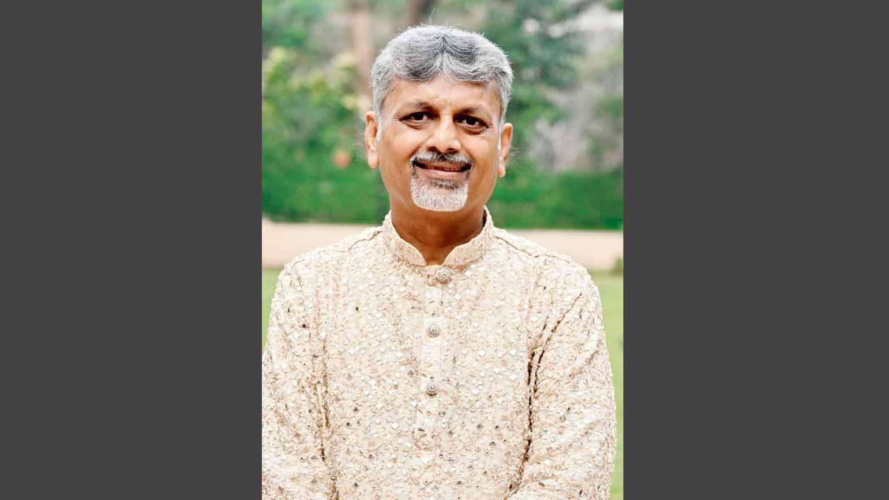 રાજીવ દેઢિયા.