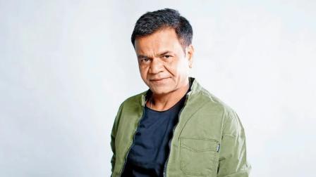 રાજપાલ યાદવ (મિડ-ડે)