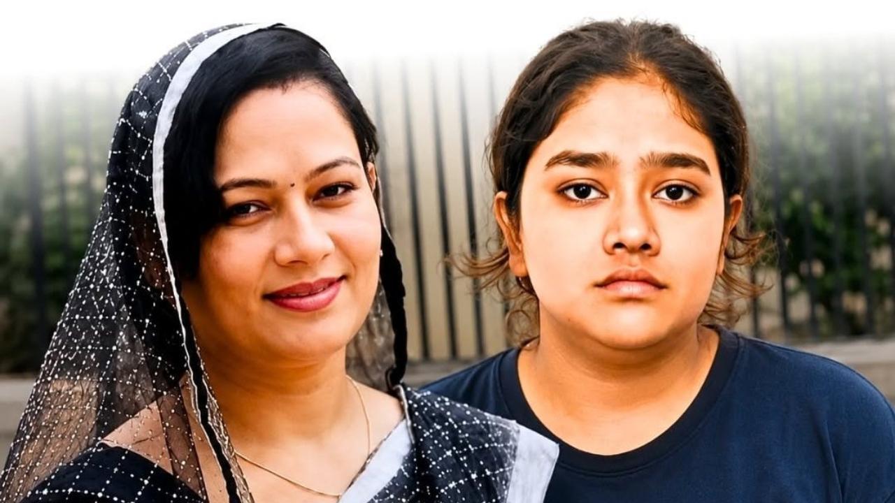 નીરજ શર્મા અને આરોપી આયુષી શર્મા