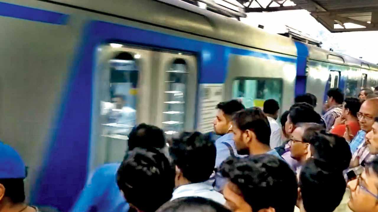 પ્રતીકાત્મક તસવીર