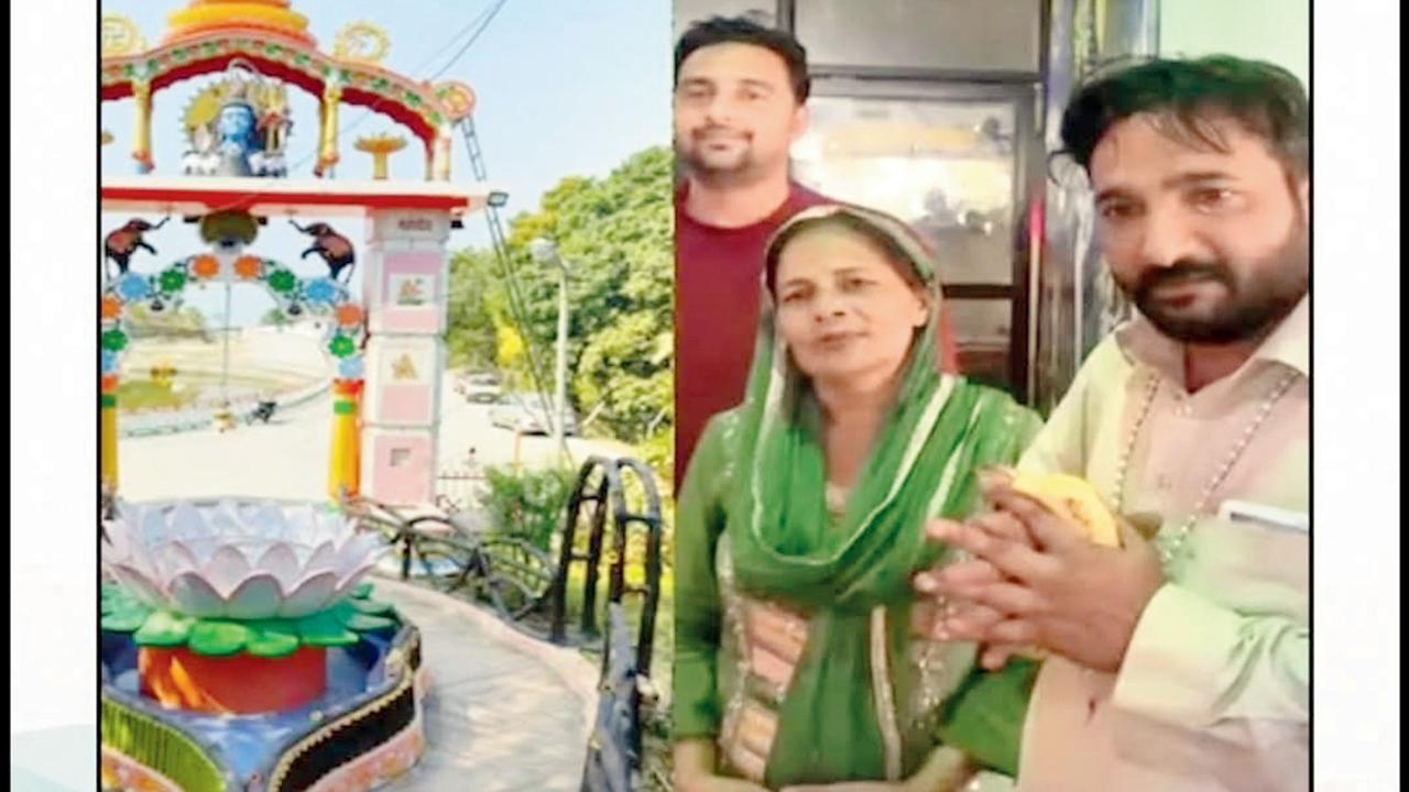 લવલીભાઈ તેમના પરિવાર સાથે દર્શન માટે