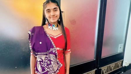 ગુજરાતી ગર્લ તનીષા ટેલરે પૅરિસમાં નરેન્દ્ર મોદીના સ્વાગતમાં ગરબા રજૂ કર્યા