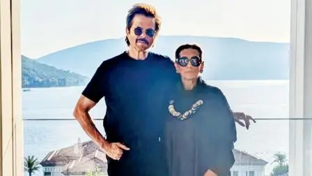 મૉન્ટેનીગ્રોમાં અનિલ કપૂર પત્ની સાથે