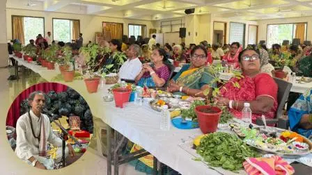 સામૂહિક તુલસી પૂજનમાં જોડાયેલા ભક્તો
