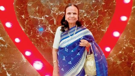 દિવ્યા ગોરડિયા કપોળ સેતુ અને મહાવીરનગરના કાંદિવલી મહિલા વૃંદનાં સ્થાપક મેમ્બર છે. તેઓ ૭૫ વર્ષથી કાર્યરત પ્રગતિ મંડળ અને ચારકોપ કપોળ મંડળની કમિટીમાં છે. મૅરેજ બ્યુરો ચલાવે છે તેમ જ ડિવૉર્સ સંબંધિત કેસમાં સલાહકાર તરીકે કામ કરે છે. 