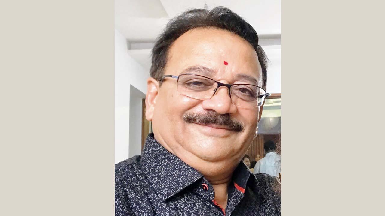 હર્ષદ રવેશિયા