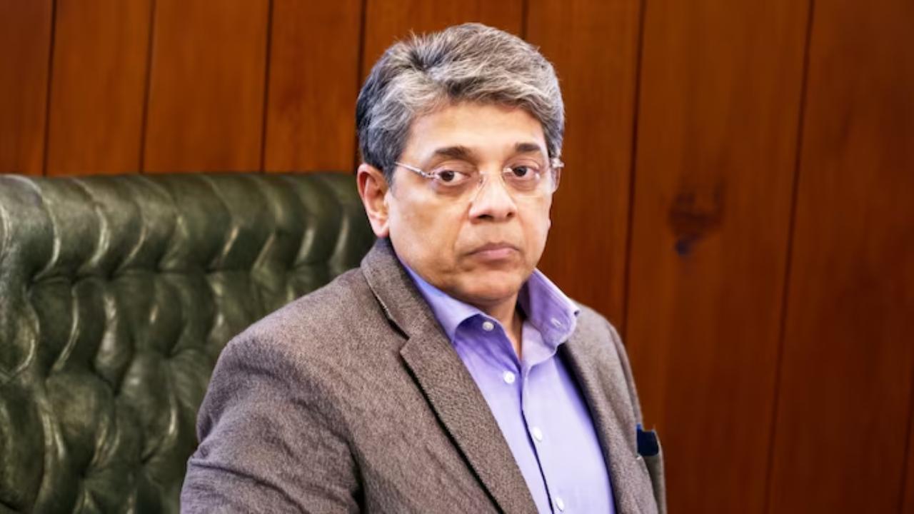 મહેશ દીક્ષિત