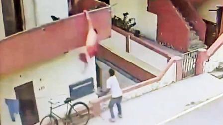 વાઇરલ વિડીયોમાંથી સ્ક્રીનશૉટ